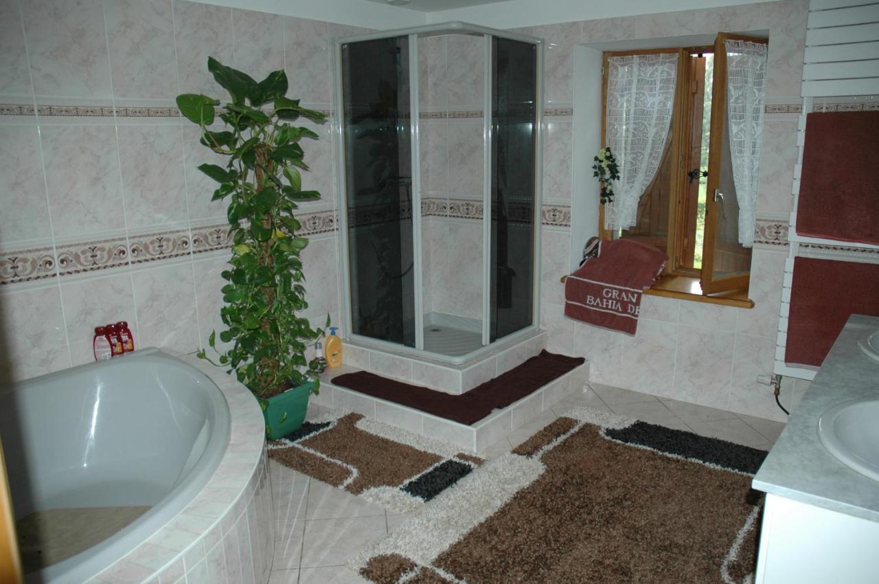Chambres D'Hotes Vosges Chez Sylvia Et Luiggi Pierrepont Buitenkant foto
