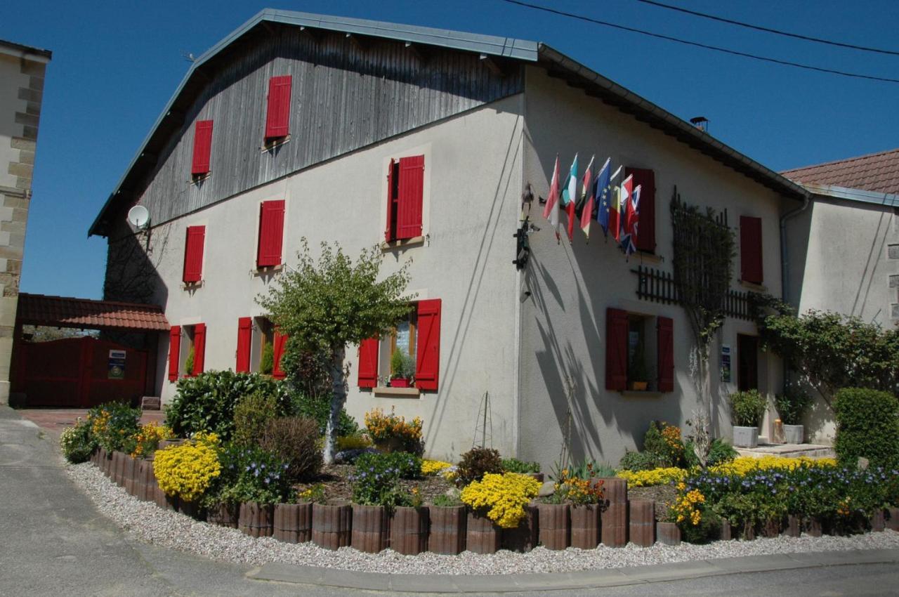 Chambres D'Hotes Vosges Chez Sylvia Et Luiggi Pierrepont Buitenkant foto